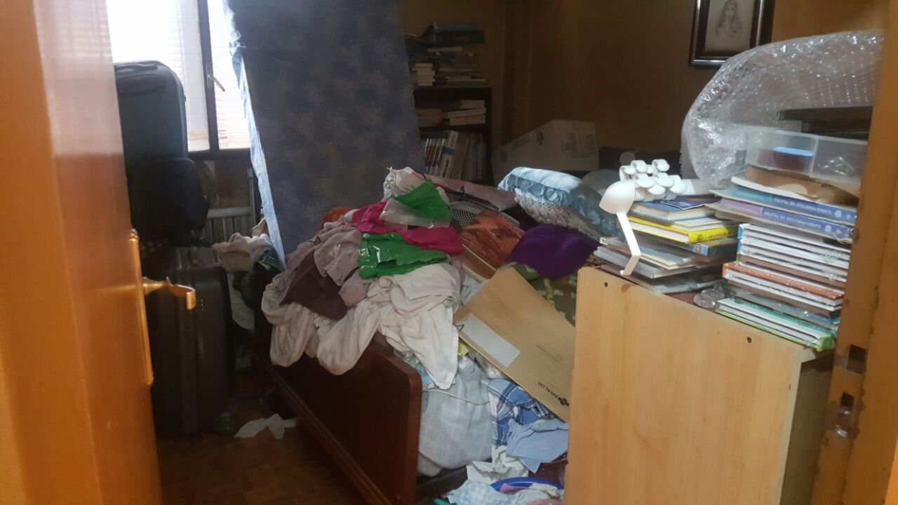 Antes de la retirada: recogida de muebles y objetos de dormitorio